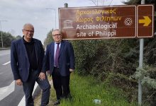 Αυτοψία-στις-νέες-πινακίδες-προς-τον-αρχαιολογικό-χώρο-των-Φιλίππων