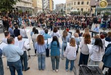 Έκθεση-φωτογραφίας-του-Συλλόγου-«Το-Μονόπετρο»-στην-πλατεία-Καπνεργάτη