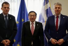 Χριστόδουλος-Τοψίδης:-«Αυτή-η-επίσκεψη-του-Πρέσβη-της-Κίνας-είναι-η-αρχή-για-να-προωθήσουμε-τη-συνεργασία-μας»